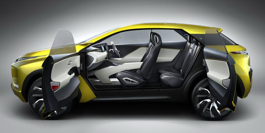  Mitsubishi XM Concept 2016 года  (фото 17 из 22)